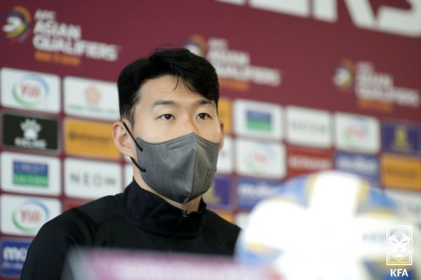 记者：阿拉巴今天接受手术，门迪伤势不重预计缺席10天据TheAthletic记者GuillermoRai报道，阿拉巴将在奥地利接受手术。
